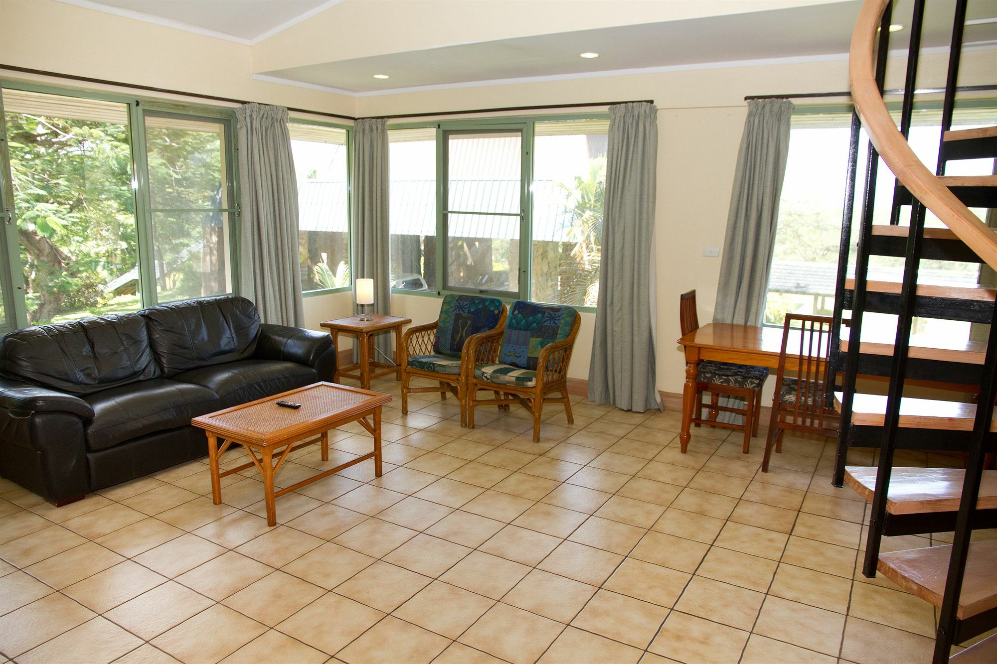 Tanoa Apartments Nadi Buitenkant foto